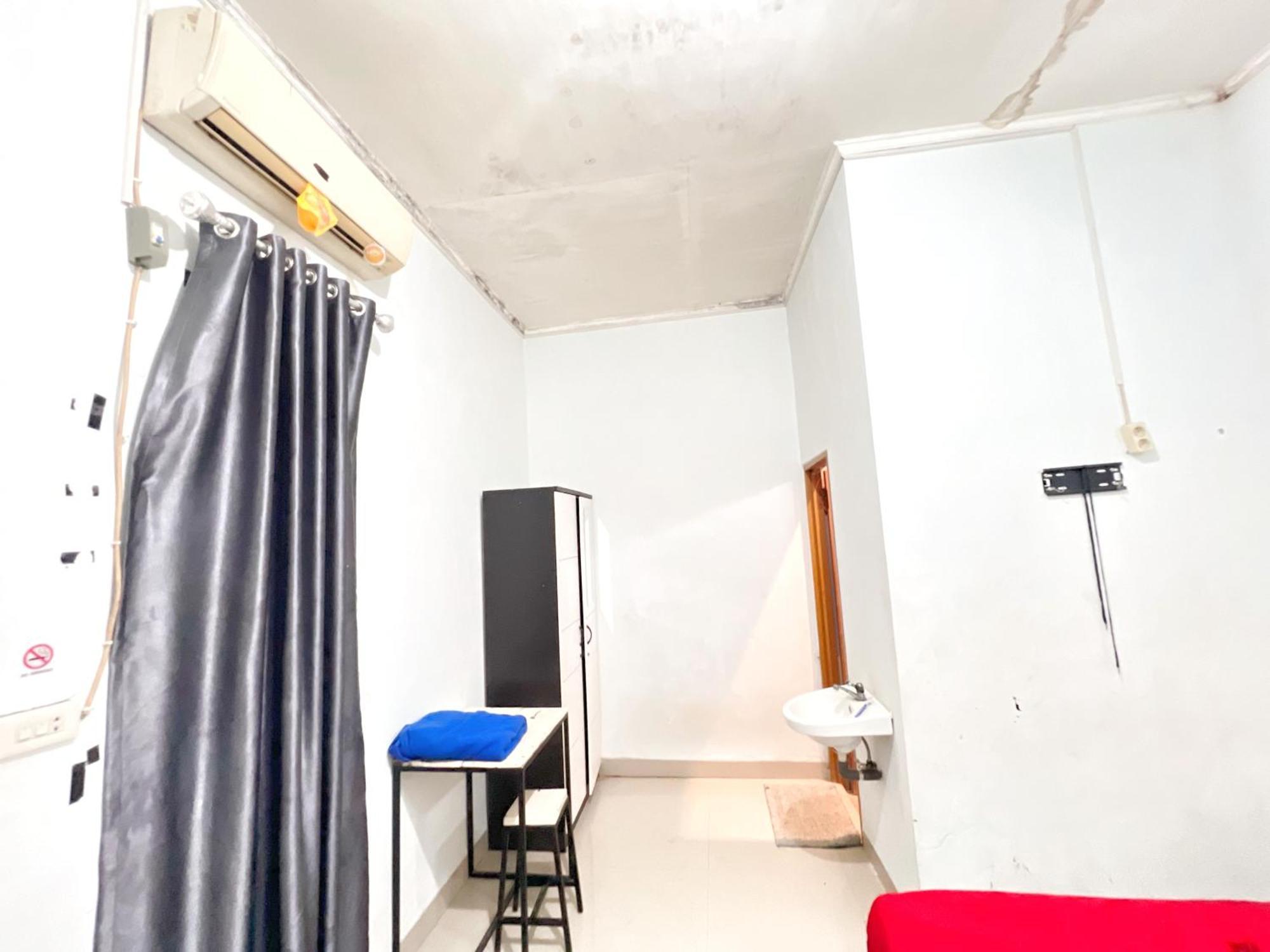 Reddoorz At Kay Residence Waydadi Lampung Бандар-Лампунг Экстерьер фото