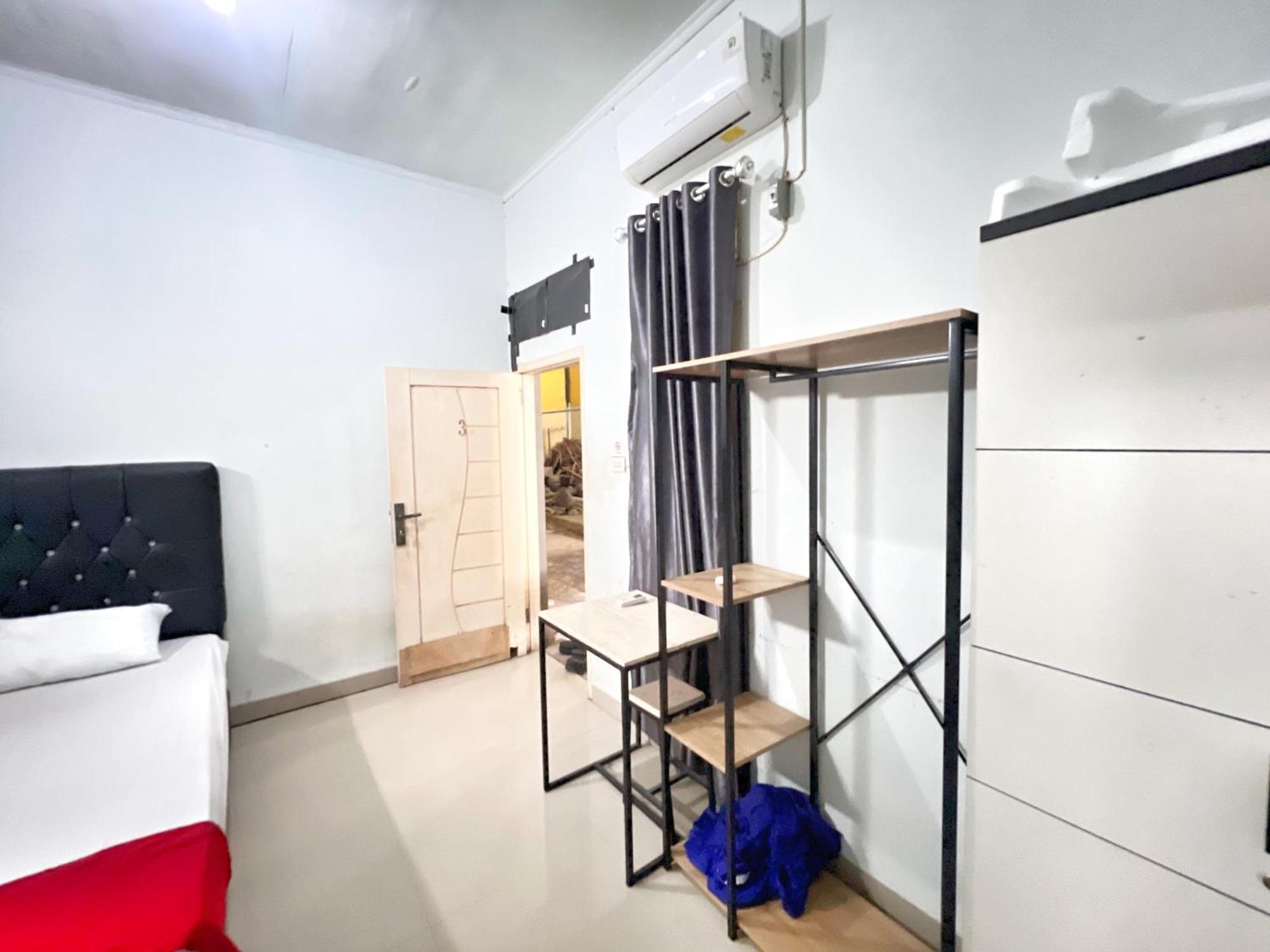 Reddoorz At Kay Residence Waydadi Lampung Бандар-Лампунг Экстерьер фото